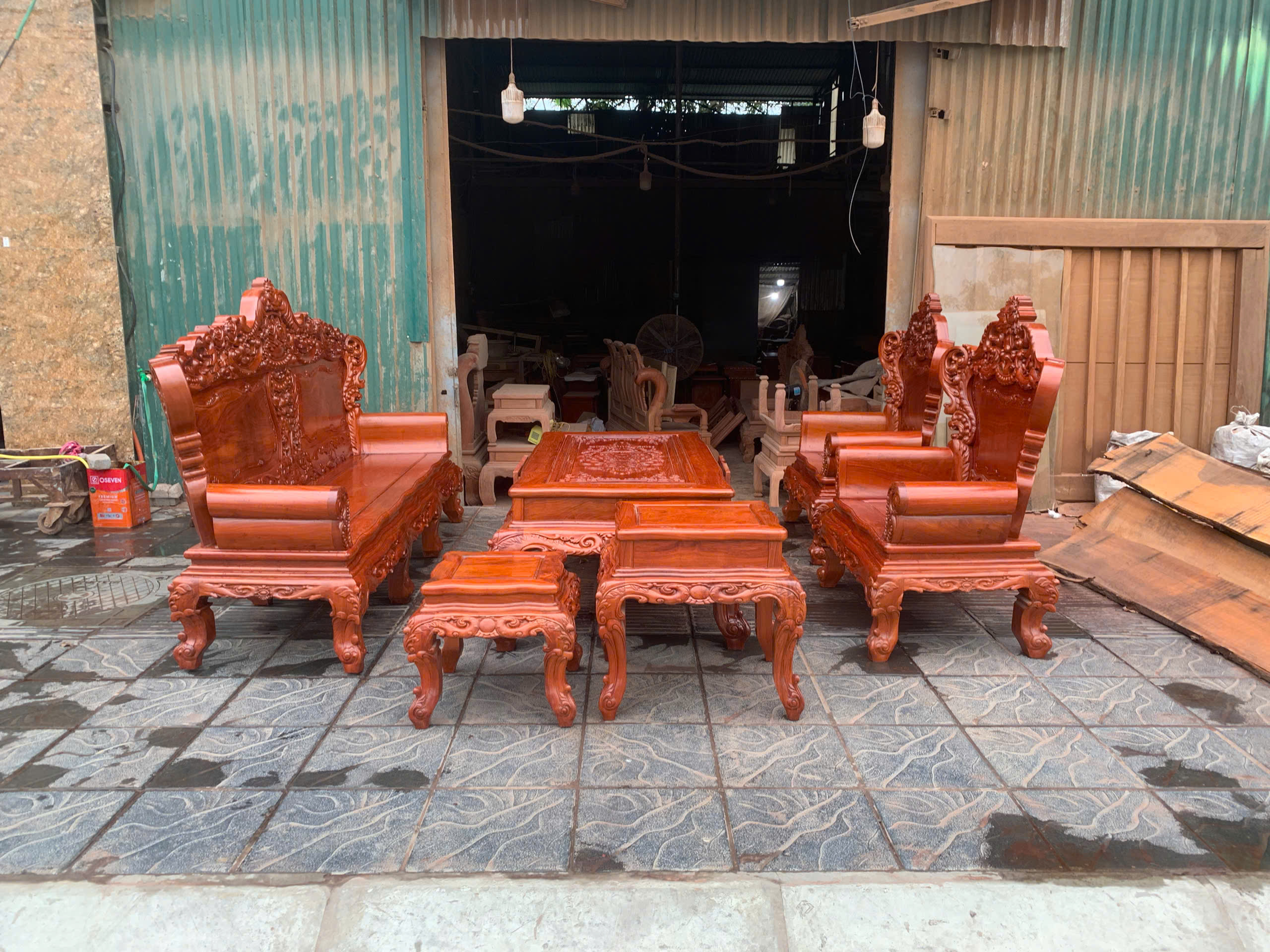 BỘ HOÀNG GIA 6 MÓN GỖ HƯƠNG ĐÁ CHÂN 12CM TAY NGUYÊN KHỐI